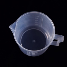 优质2升塑料量杯